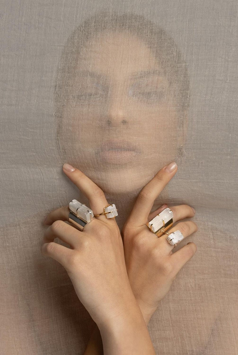 ✨ Quels bijoux ne noircissent pas ? Le guide pour choisir des bijoux qui durent