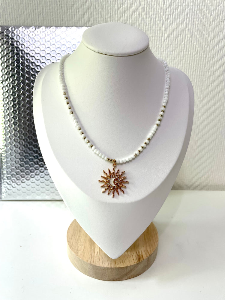 Collier Ikaria (Blanc)